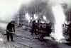 photo.women.gasworkers.London.1918.jpg (138532 bytes)